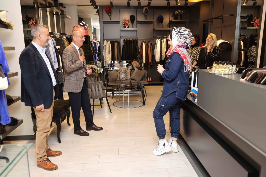 Başkan Kavuş'tan Ramazan'da esnaf mesaisi 7